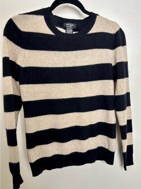 Lord and Taylor 100% Cashmere Crewneck Sweater - M